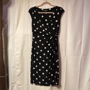 Ralph Lauren dress size 7 fit to the knee length
